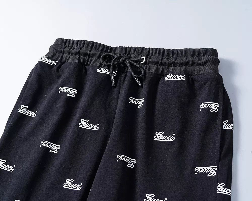 Elegant 631 Gucci Pants For Men