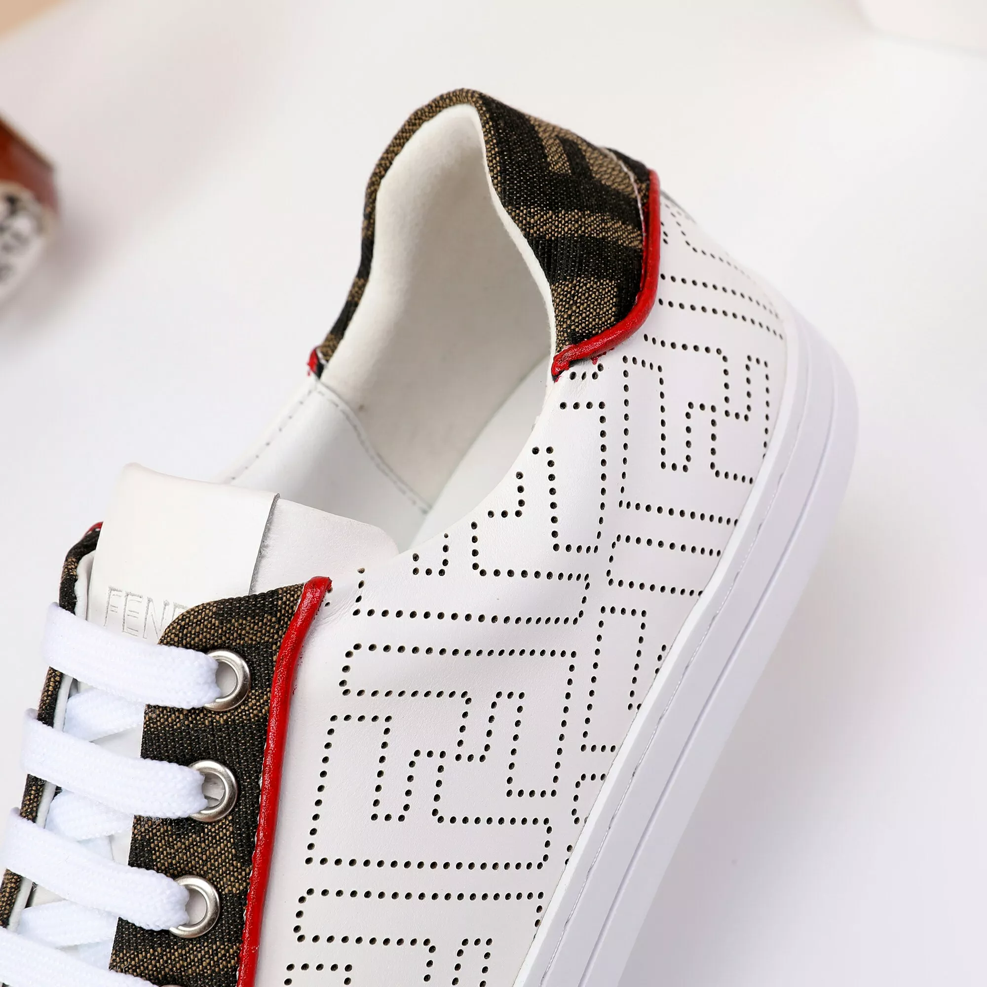 Elegant 6326 Fendi Casual Shoes For Men