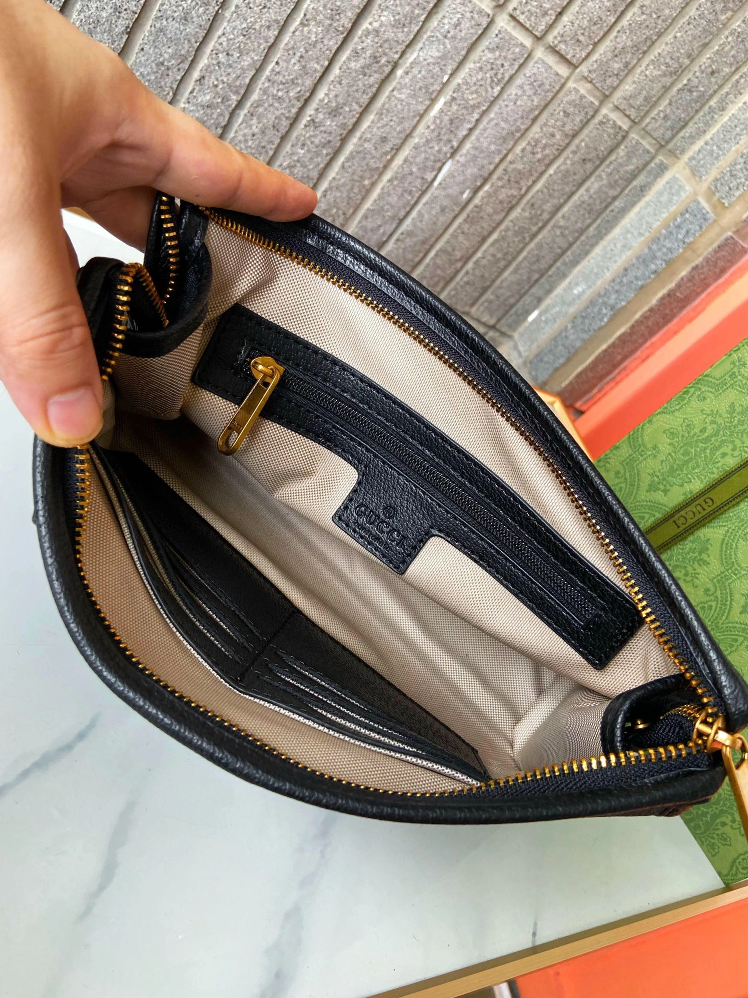 Elegant 6334 Gucci AAA Man Wallets