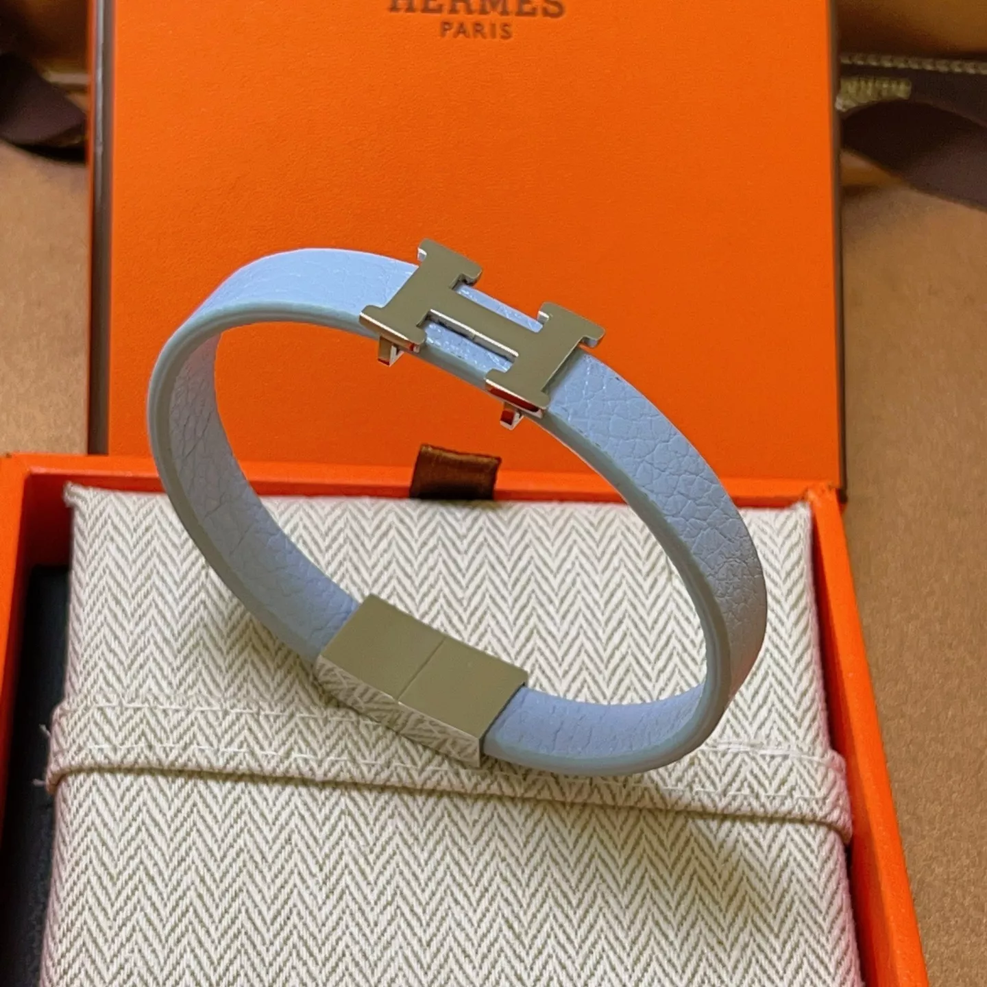Elegant 6381 Hermes Bracelets
