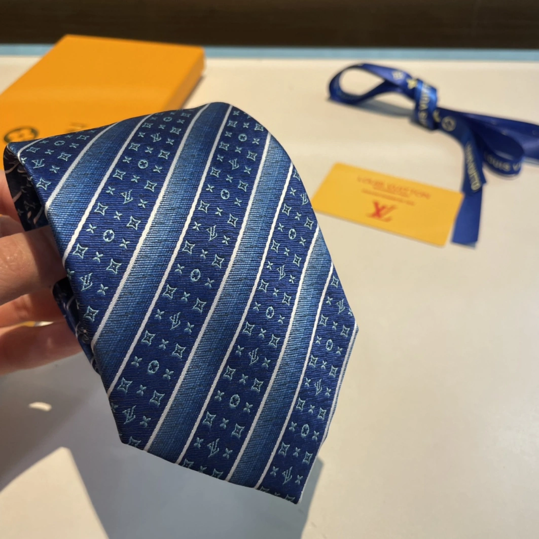 Elegant 6477 Louis Vuitton LV Necktie For Men