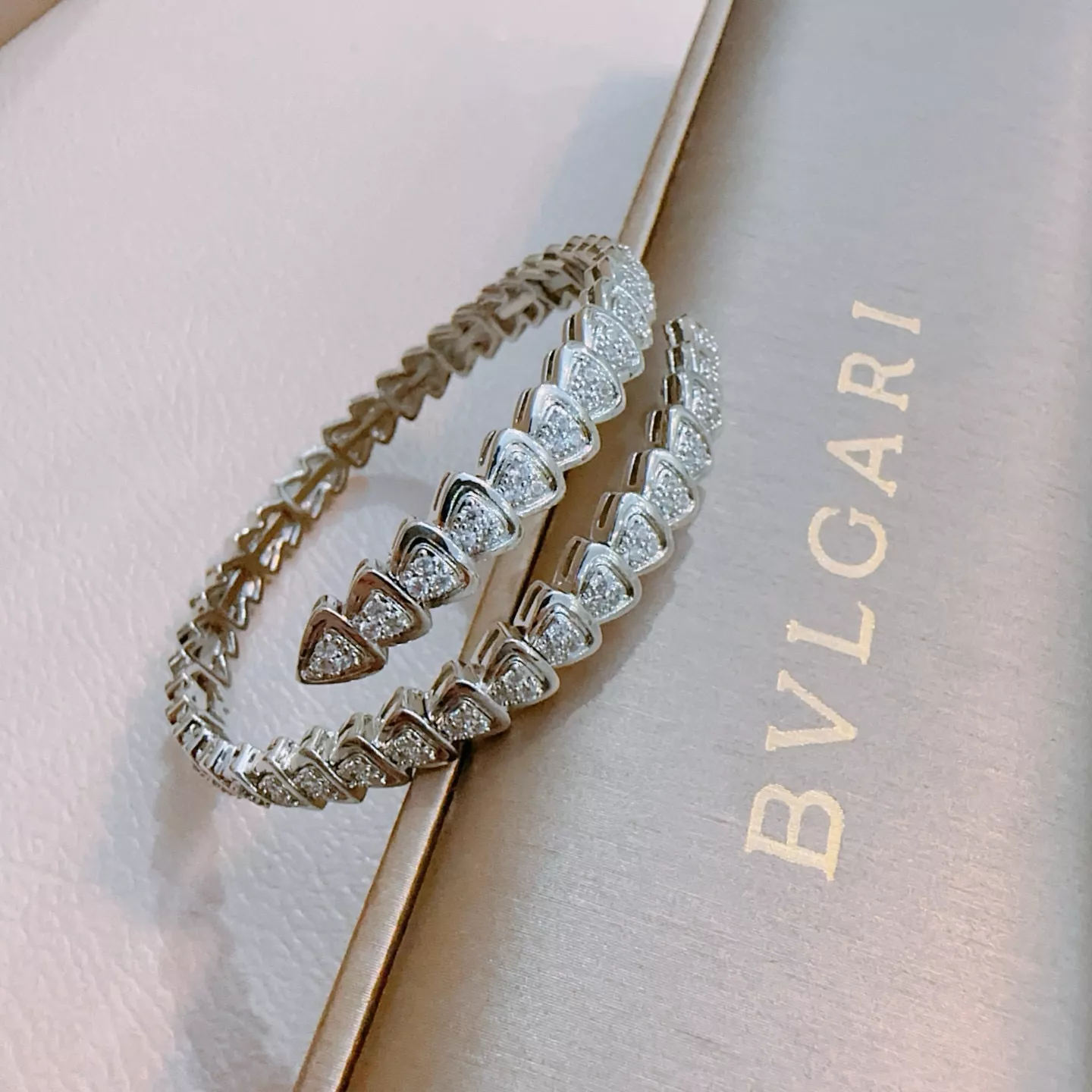 Elegant 6525 Bvlgari Bracelets
