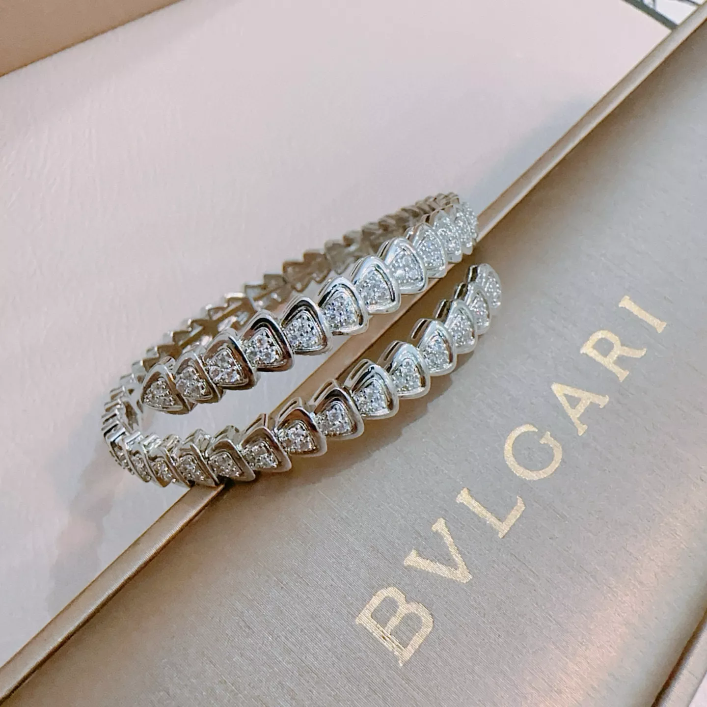 Elegant 6525 Bvlgari Bracelets