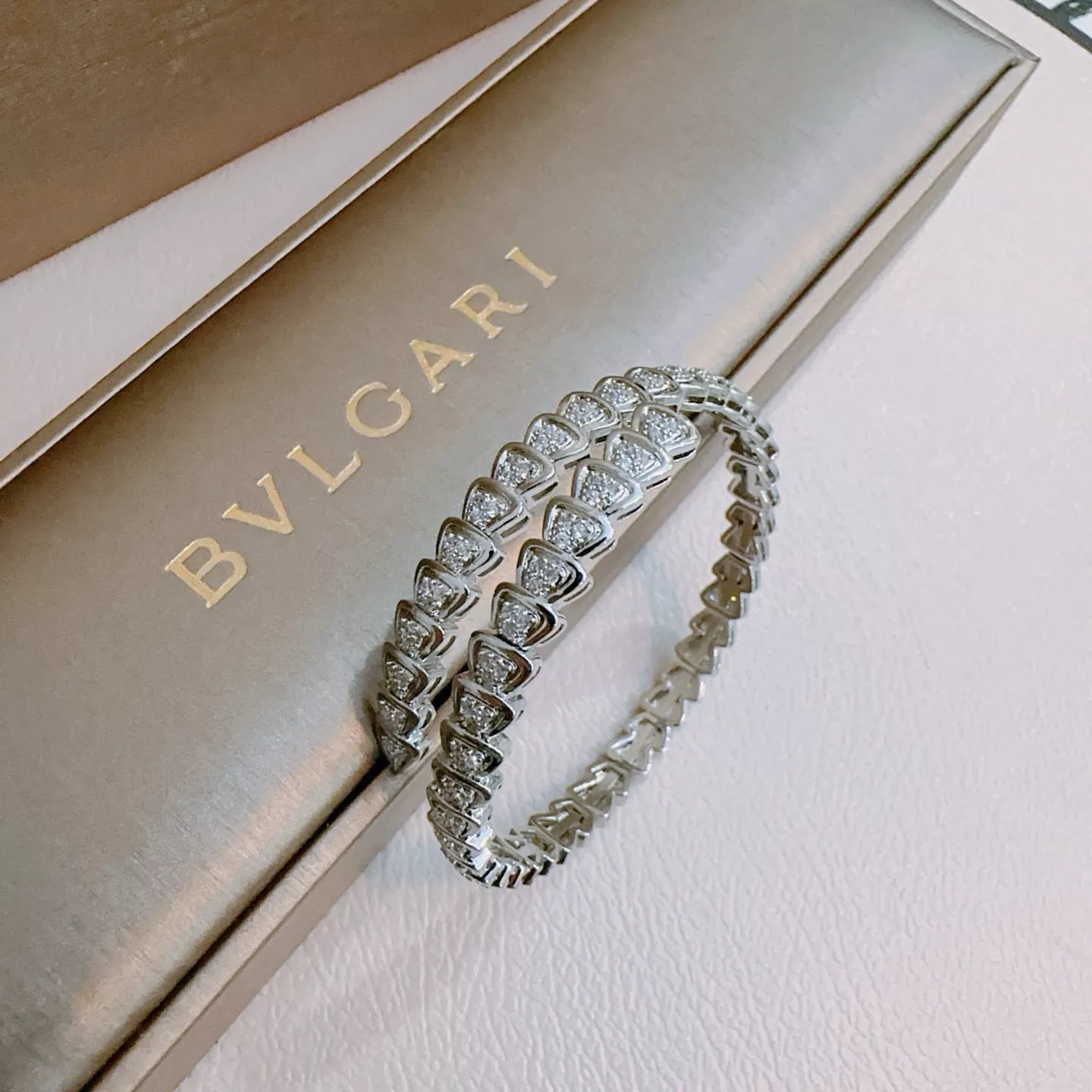 Elegant 6525 Bvlgari Bracelets