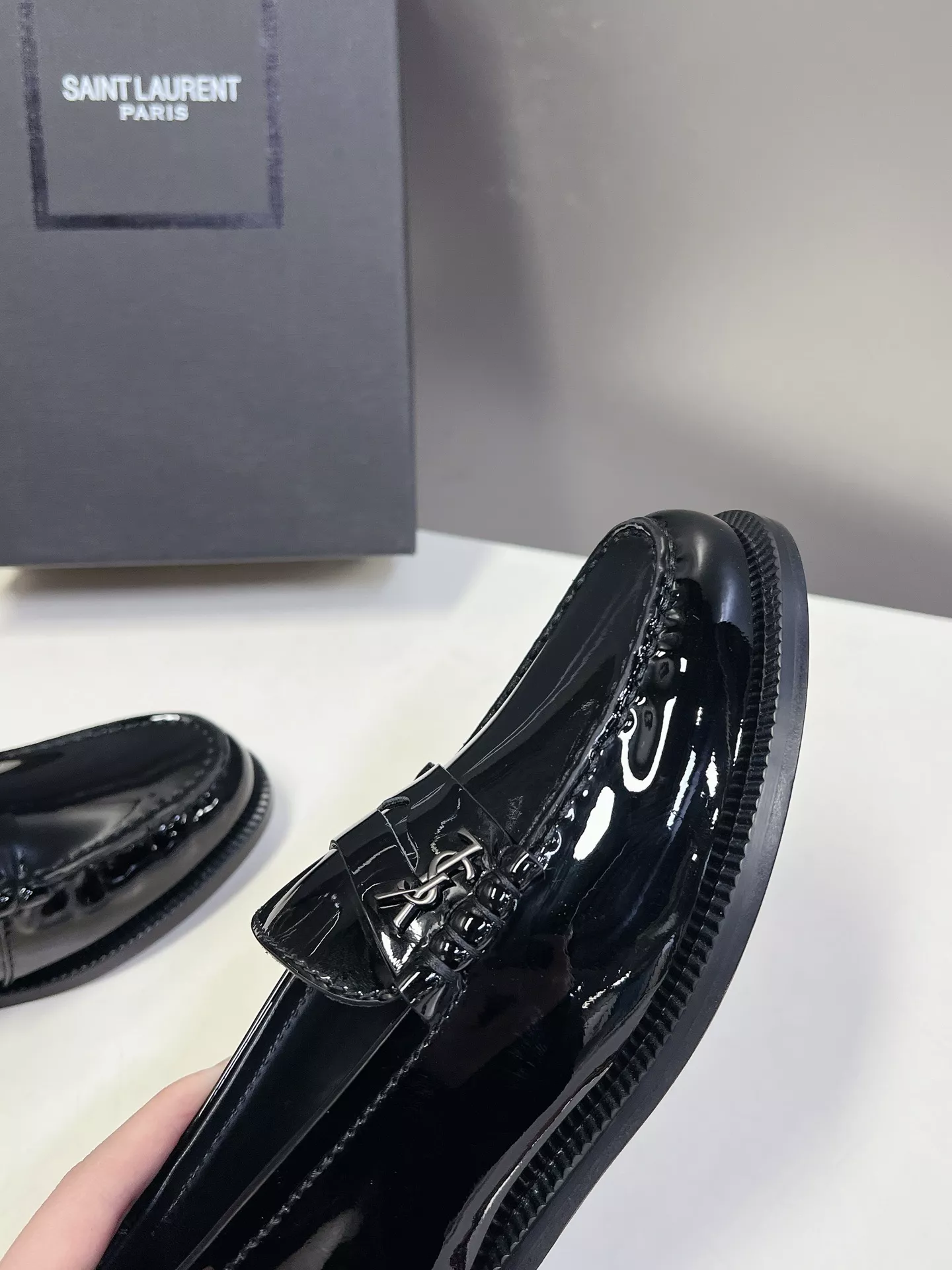 Elegant 6835 Yves Saint Laurent YSL Leather Shoes For Women