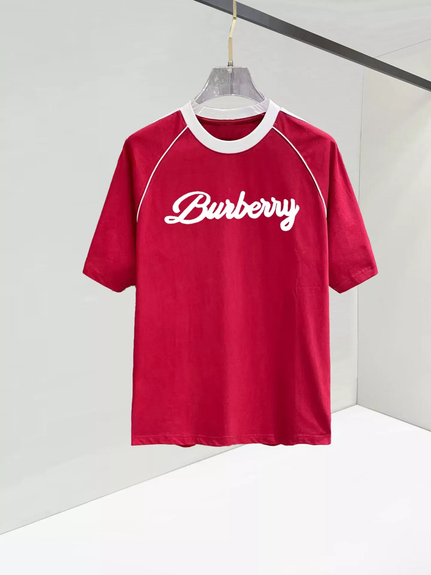 Elegant 6895 Burberry T-Shirts Short Sleeved For Men