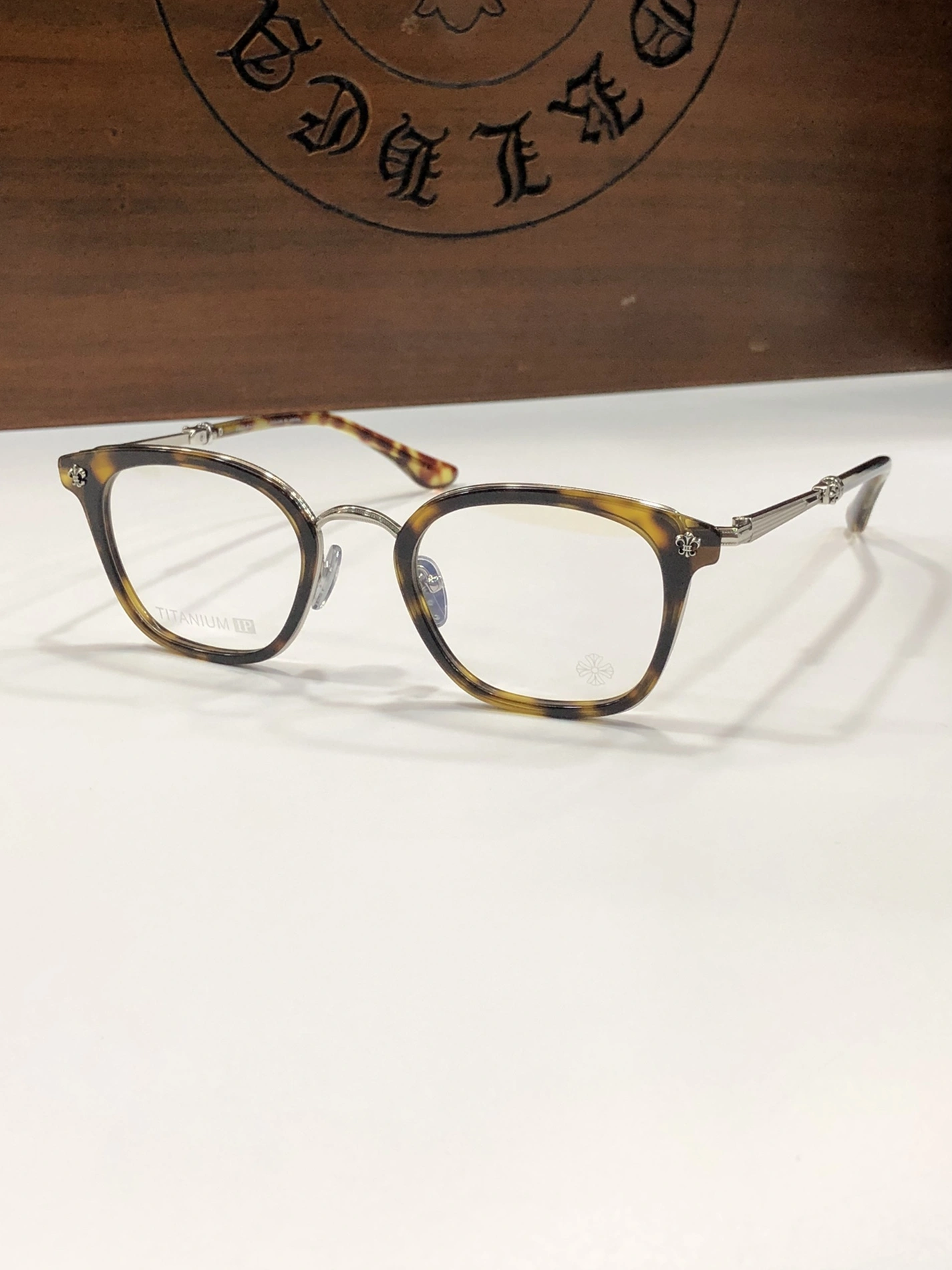 Elegant 6999 Chrome Hearts Goggles