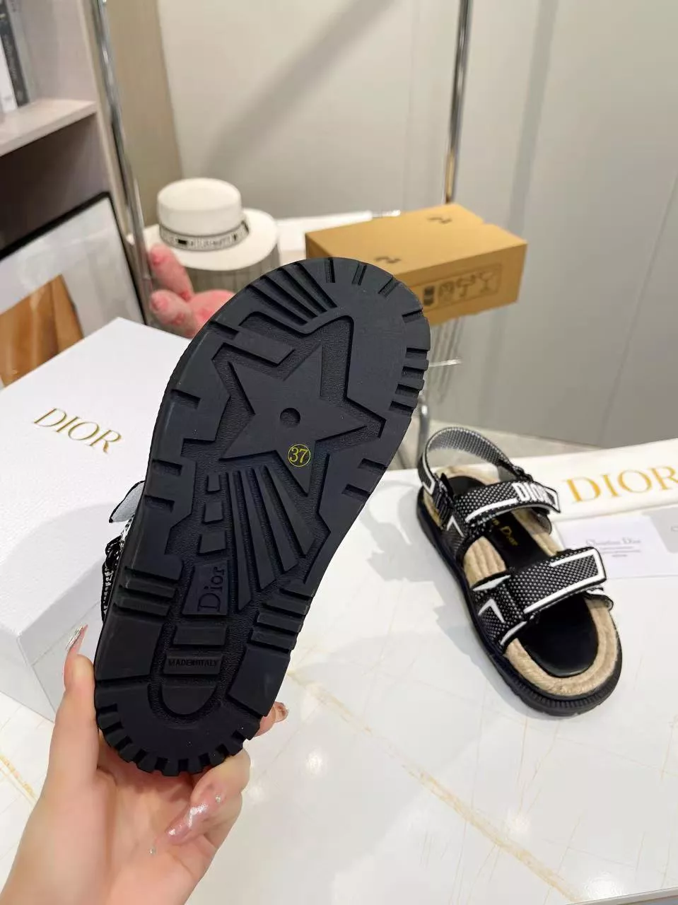 Elegant 7170 Christian Dior Sandal For Women