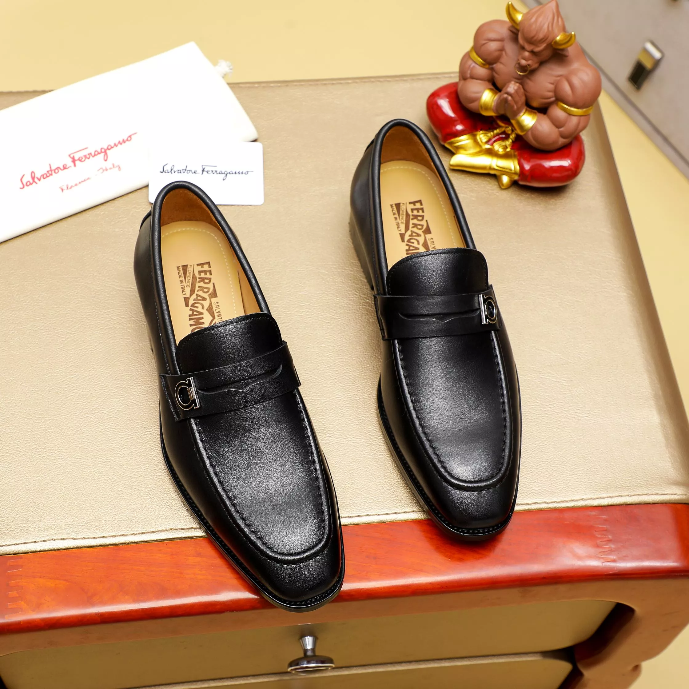 Elegant 7223 Salvatore Ferragamo Leather Shoes For Men