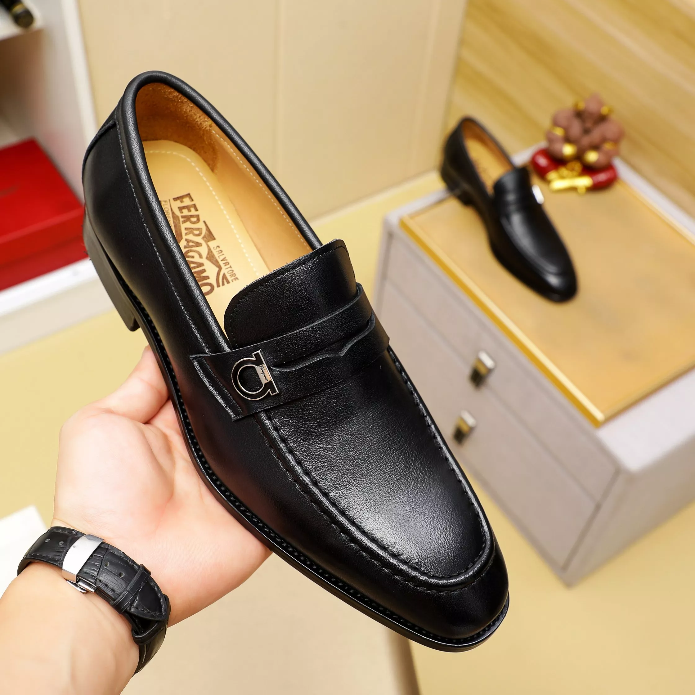 Elegant 7223 Salvatore Ferragamo Leather Shoes For Men
