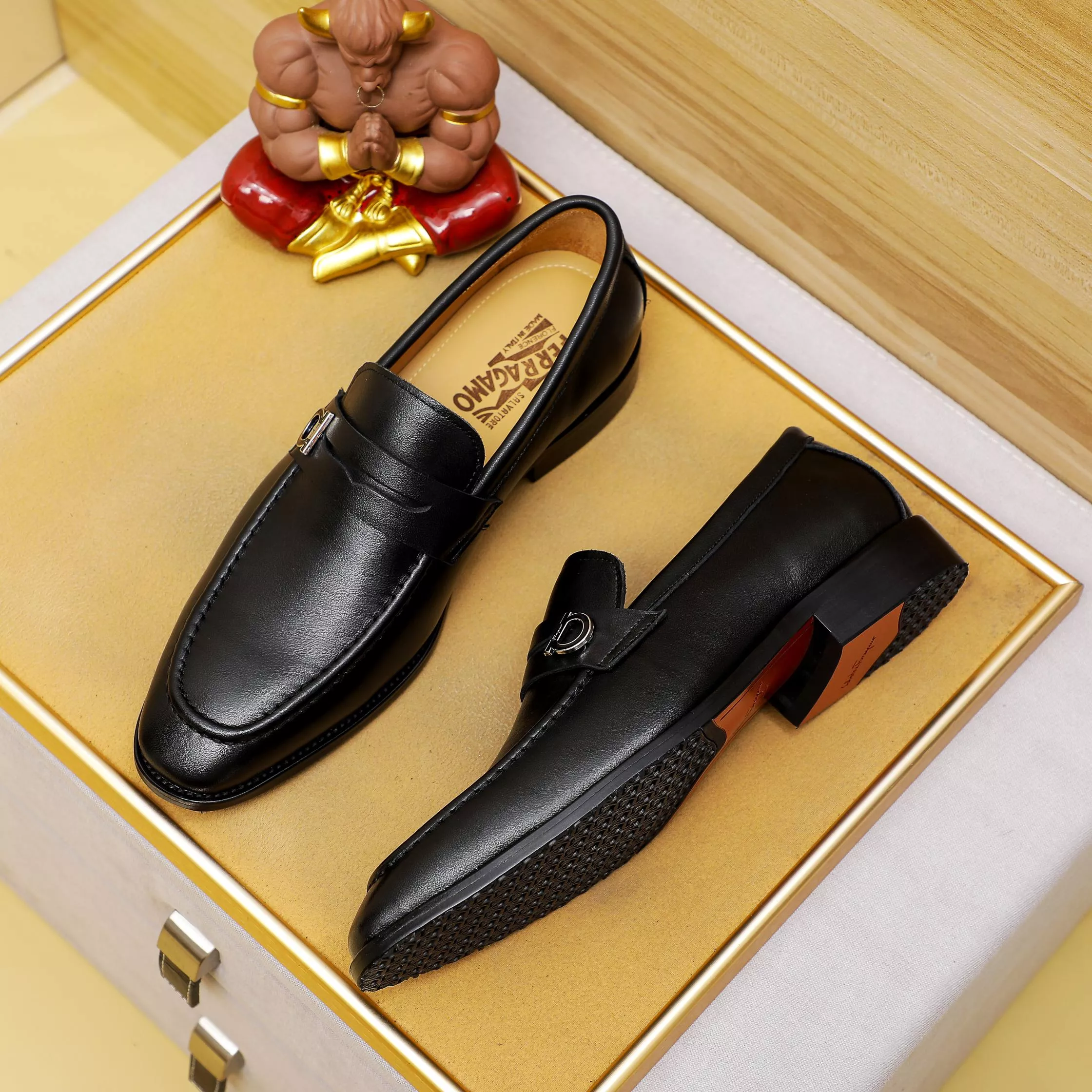 Elegant 7223 Salvatore Ferragamo Leather Shoes For Men