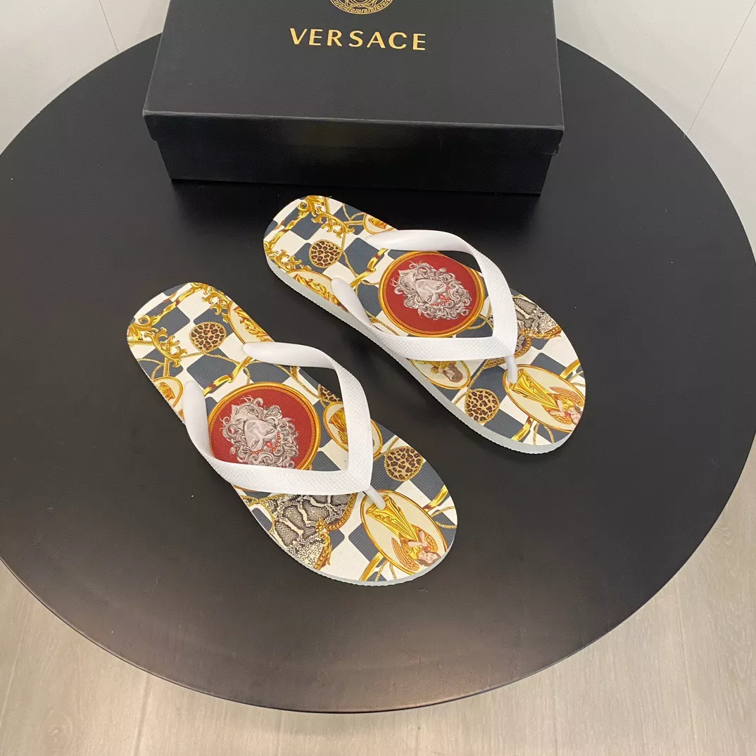 Elegant 7453 Versace Slippers For Men