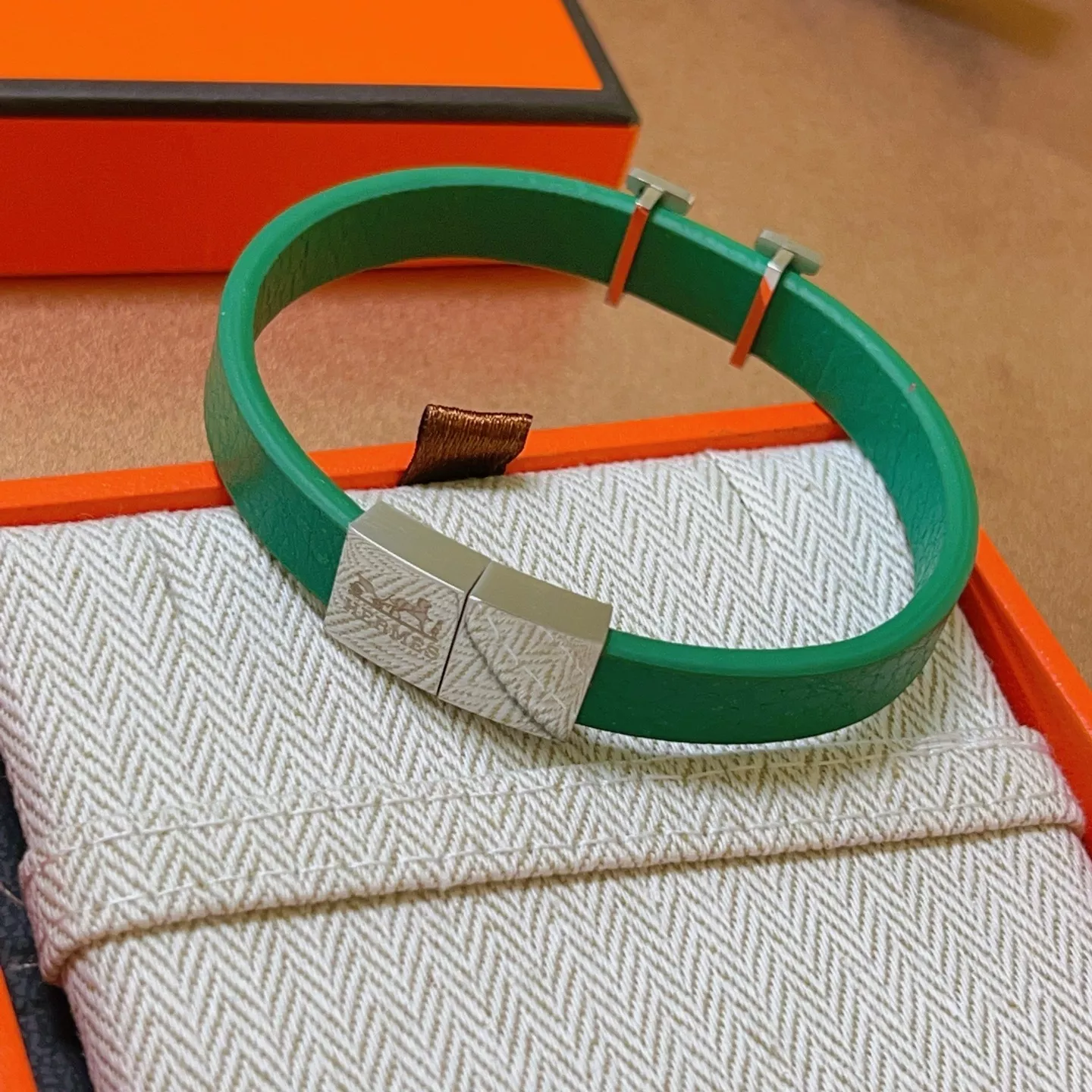 Elegant 7495 Hermes Bracelets
