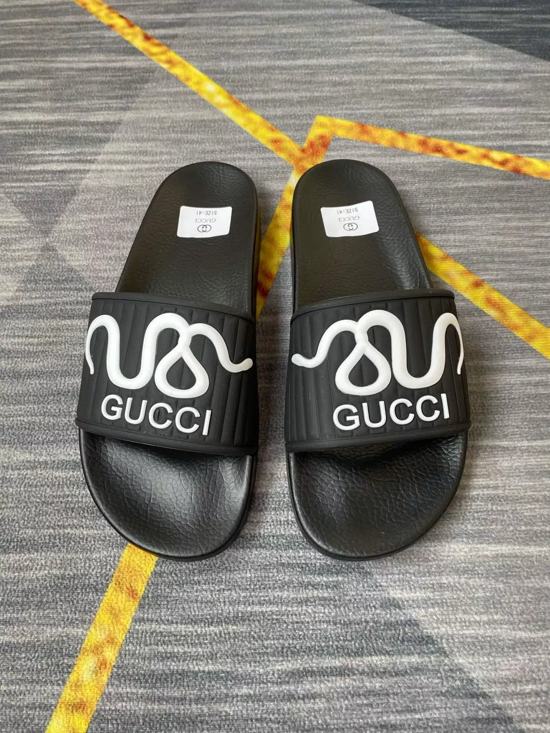 Elegant 7568 Gucci Slippers For Men