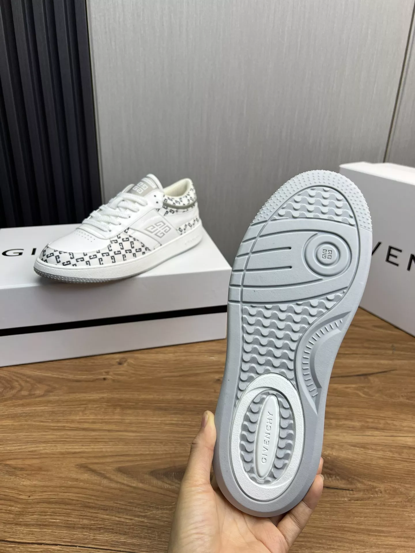 Elegant 7623 Givenchy Casual Shoes For Men