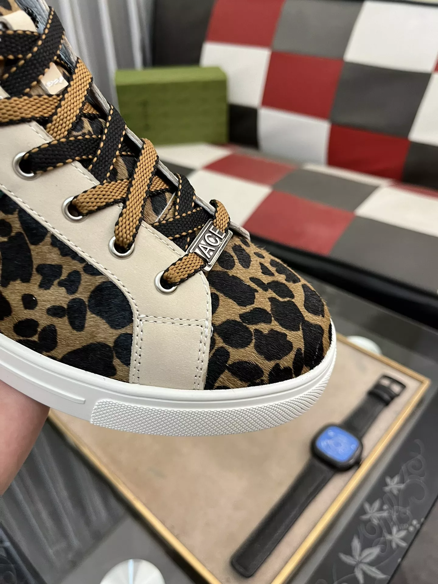 Elegant 7708 Gucci High Tops Shoes For Men