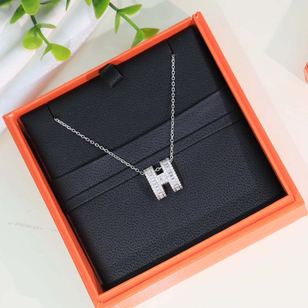 Elegant 7848 Hermes Necklace For Women