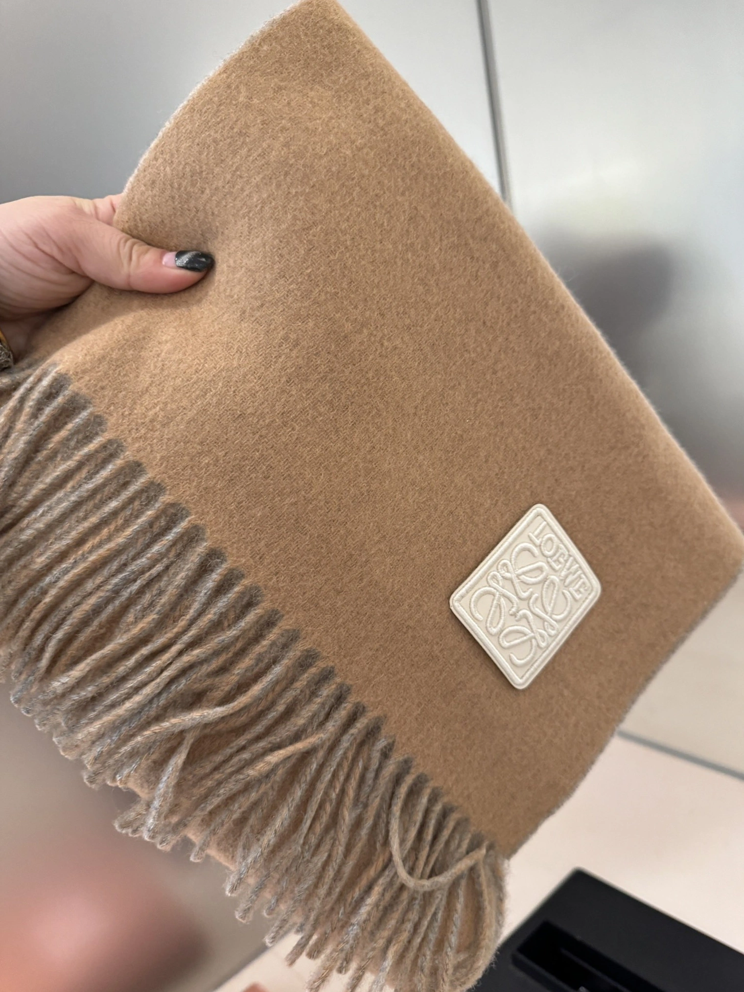 Elegant 7870 LOEWE Scarf