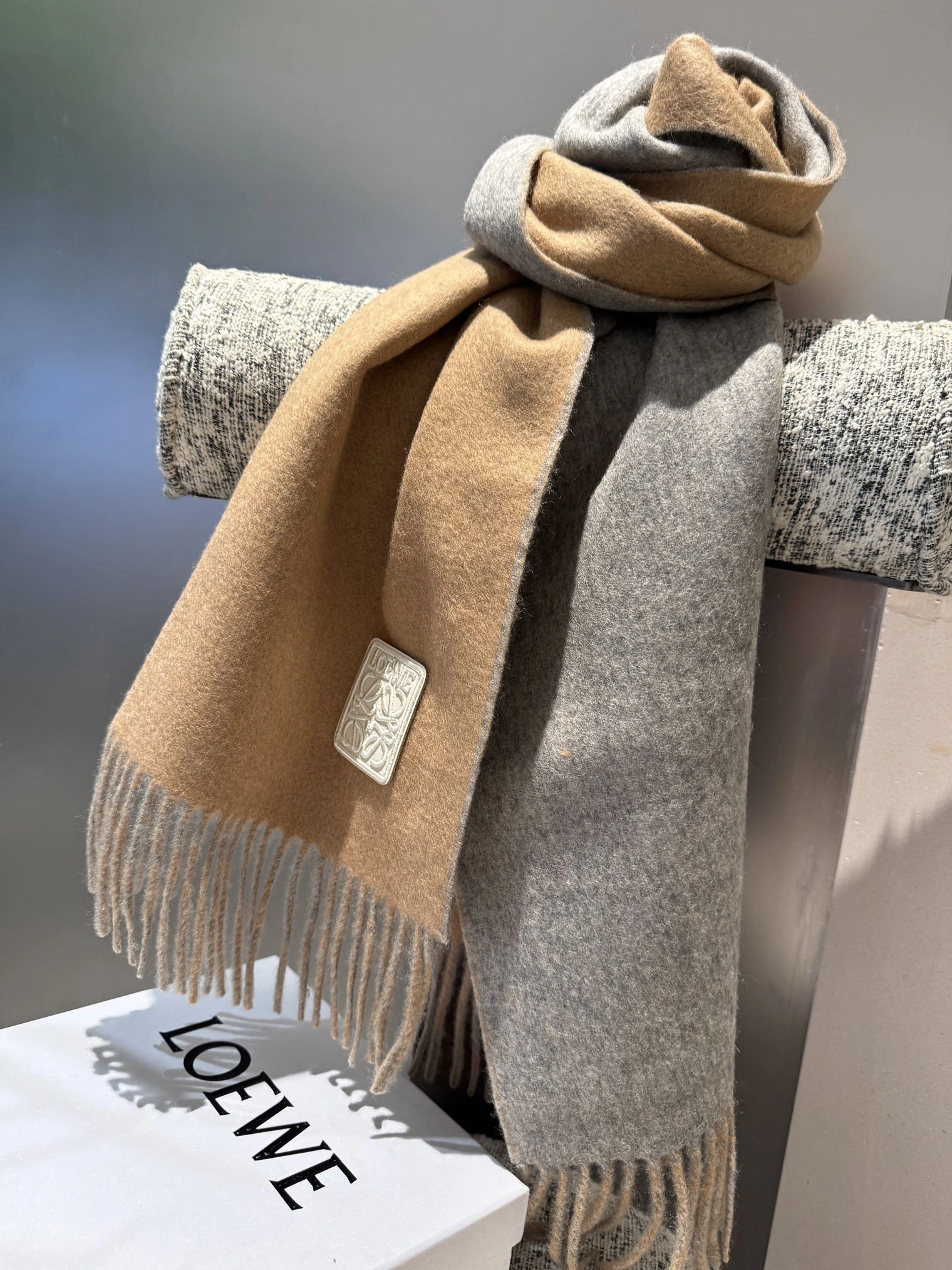 Elegant 7870 LOEWE Scarf