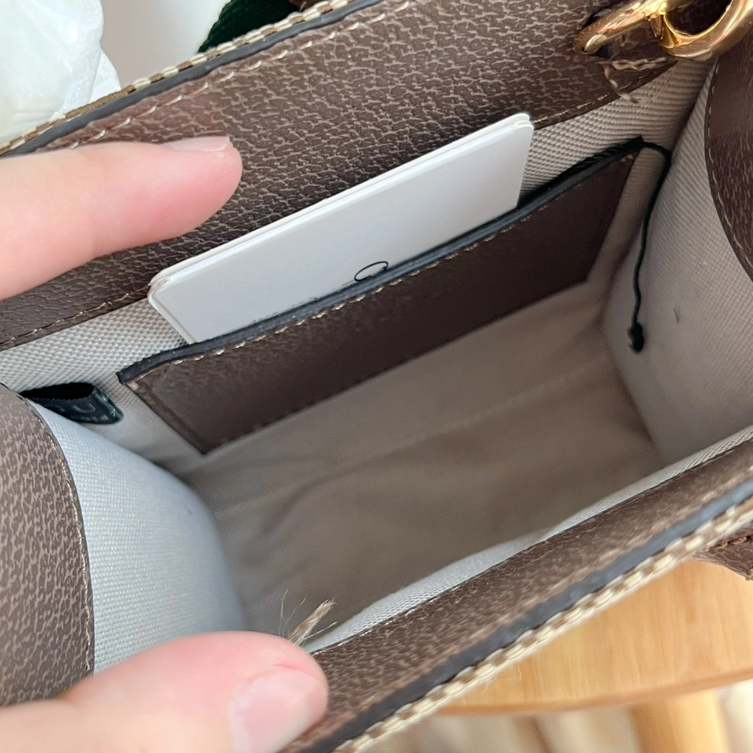 Elegant 792 Gucci AAA Quality Messenger Bags For Women