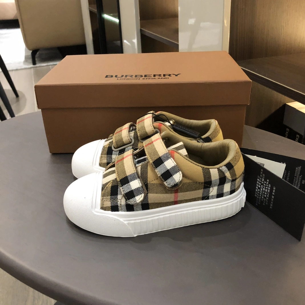 Elegant 7939 Burberry Kids' Shoes
