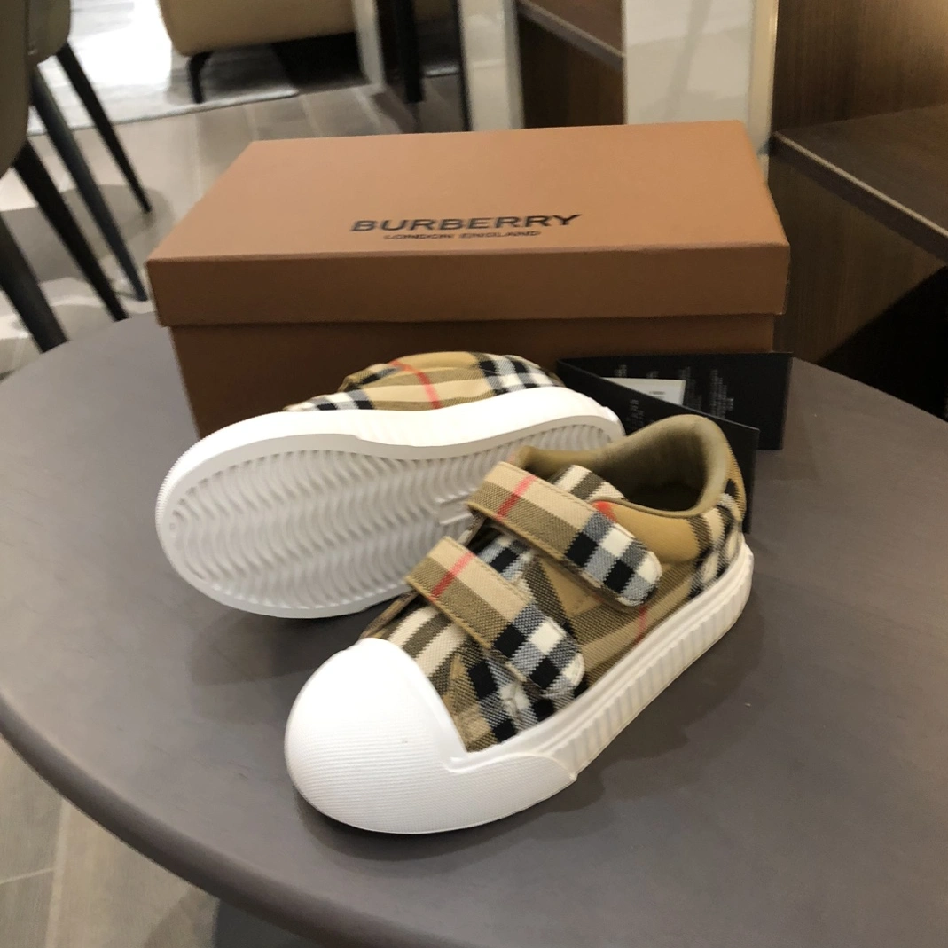 Elegant 7939 Burberry Kids' Shoes