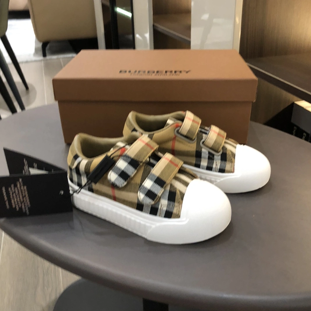 Elegant 7939 Burberry Kids' Shoes