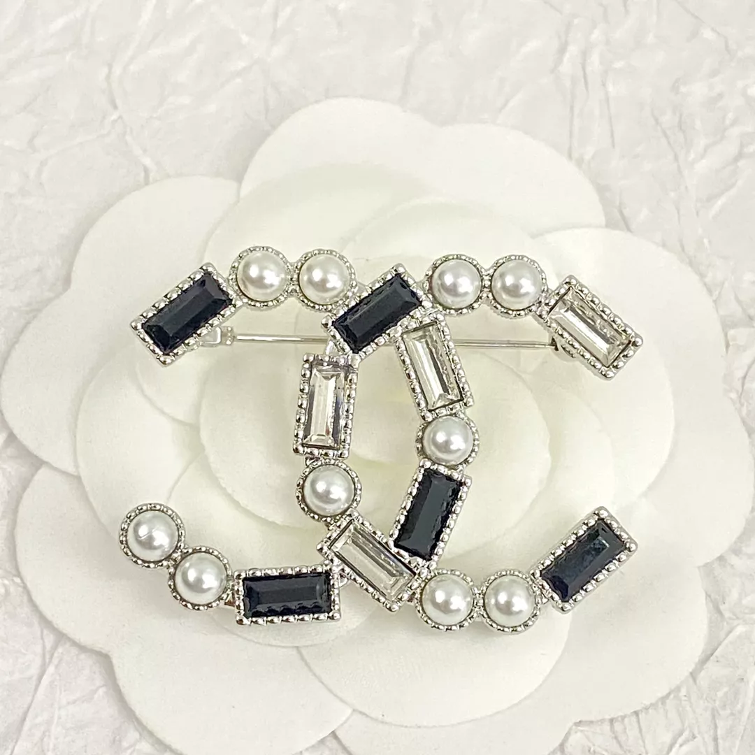 Elegant 7939 Chanel Brooches For Women