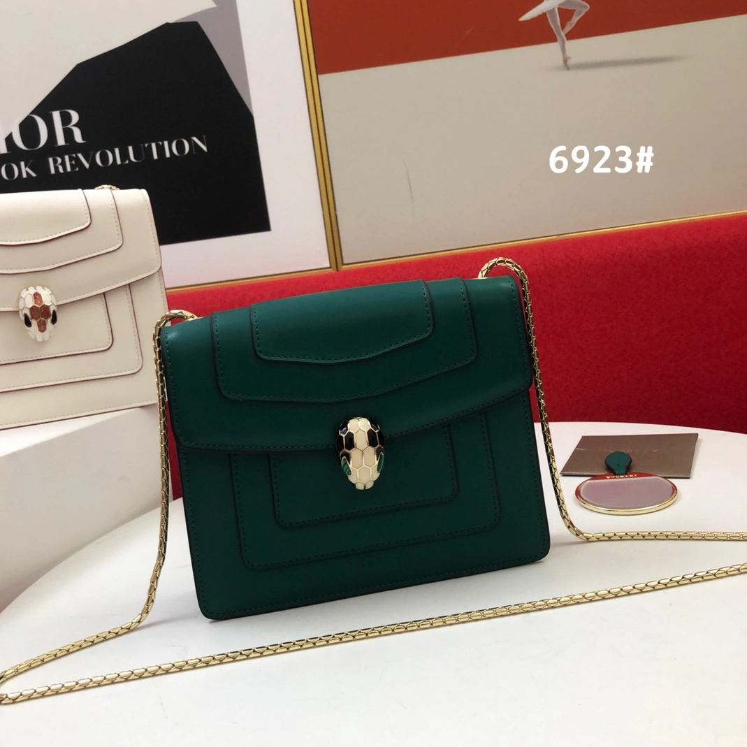 Elegant 8283 Bvlgari AAA Quality Messenger Bags For Women