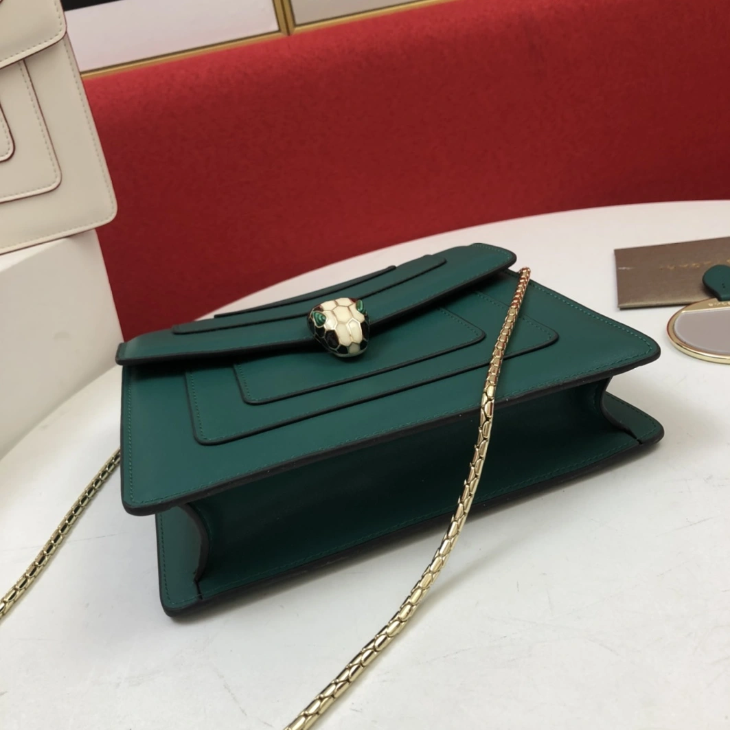 Elegant 8283 Bvlgari AAA Quality Messenger Bags For Women