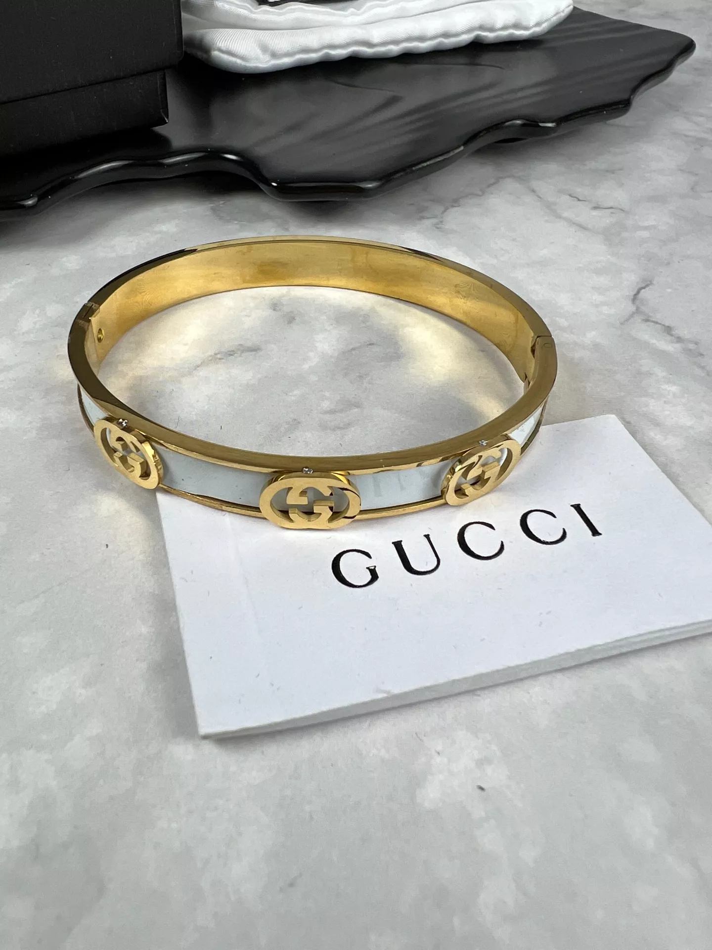 Elegant 8334 Gucci Bracelets