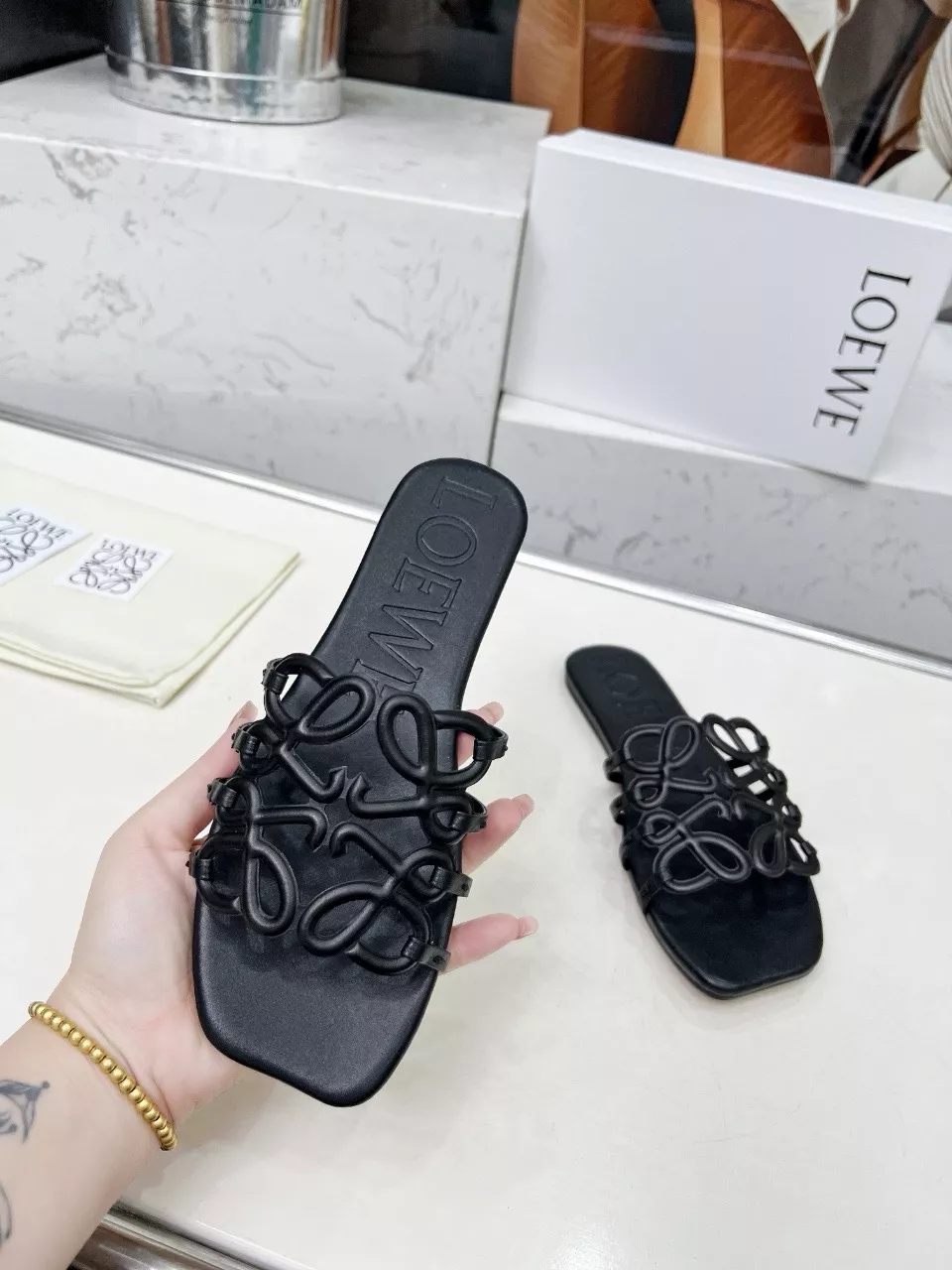 Elegant 8378 LOEWE Slippers For Women