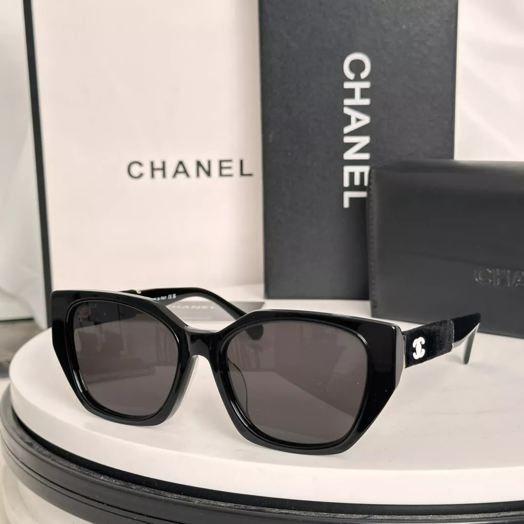 Elegant 8524 Chanel AAA Quality Sunglasses