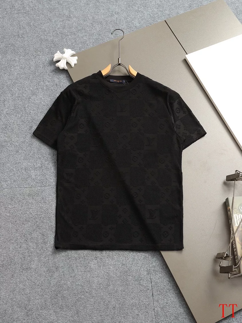 Elegant 8606 Louis Vuitton LV T-Shirts Short Sleeved For Unisex