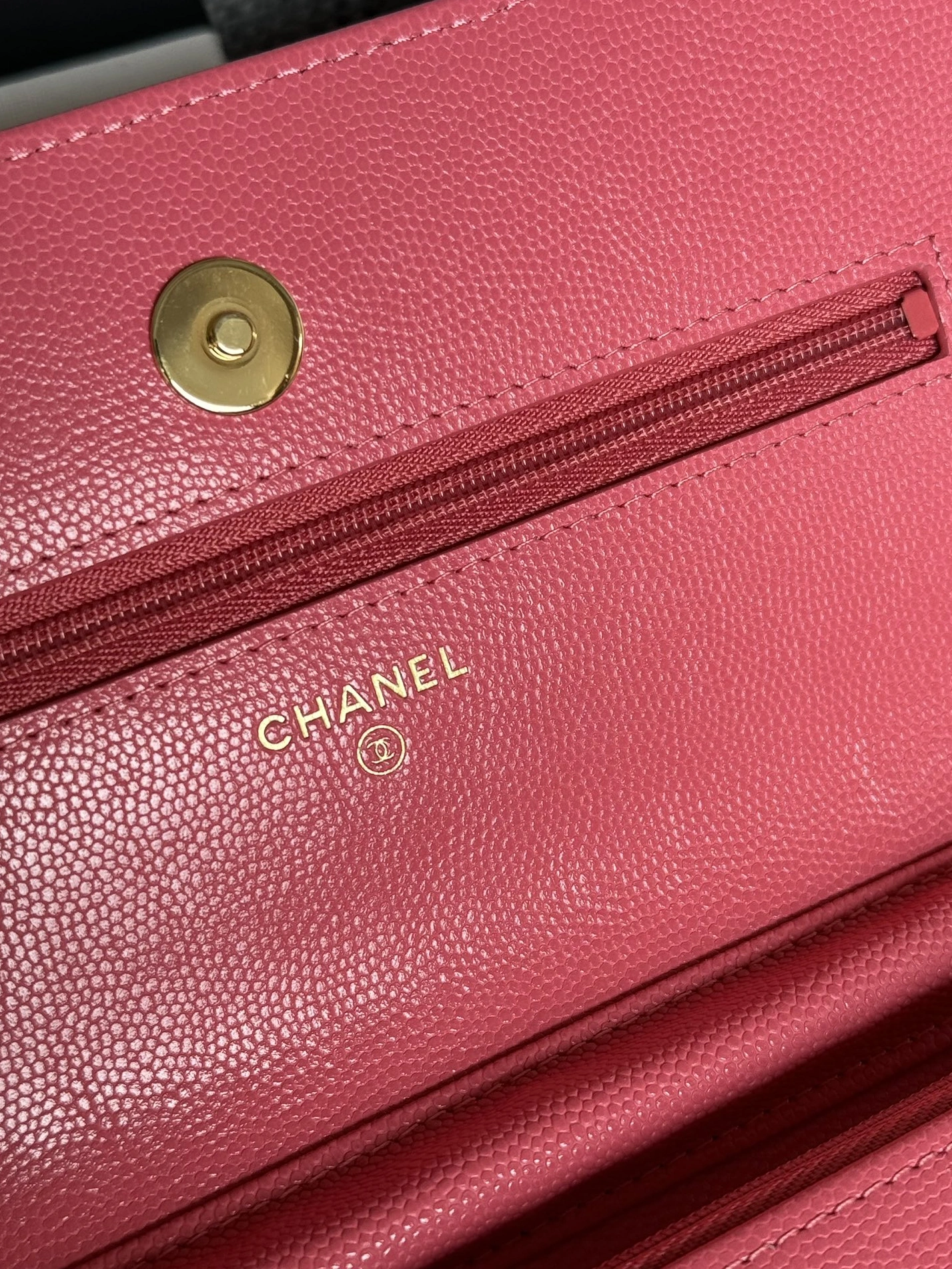 Elegant 8699 Chanel AAA Quality Messenger Bags In Gold For Women