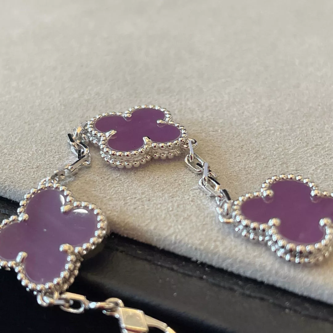 Elegant 8840 Van Cleef & Arpels Bracelets For Women