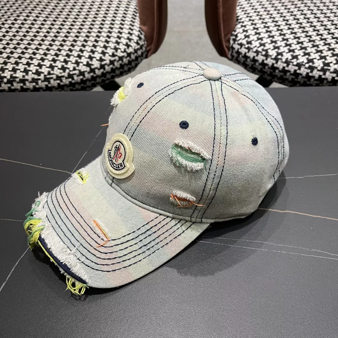 Elegant 8913 Moncler Caps
