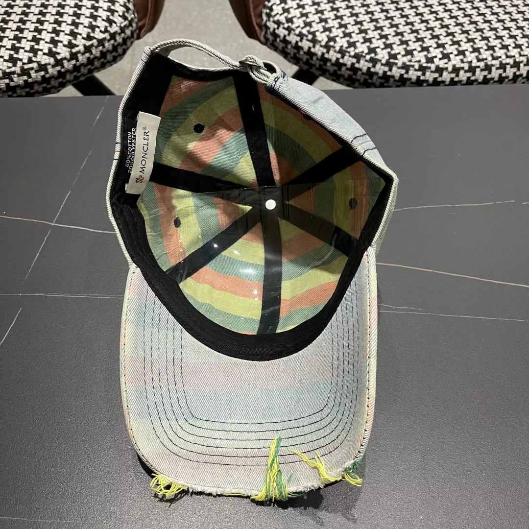 Elegant 8913 Moncler Caps