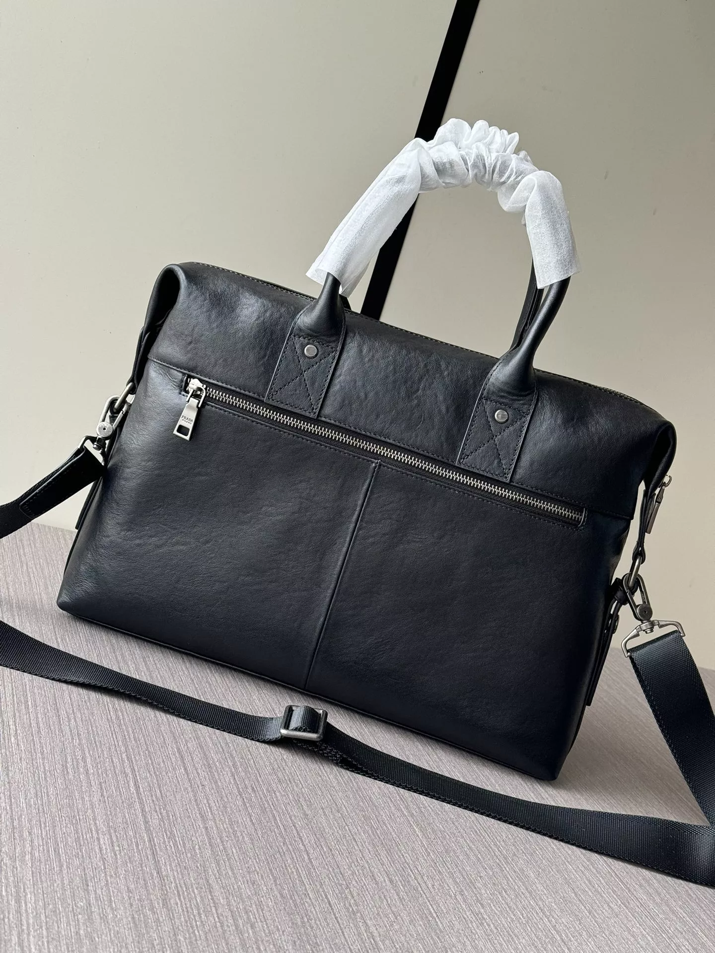 Elegant 8927 Prada AAA Man Handbags