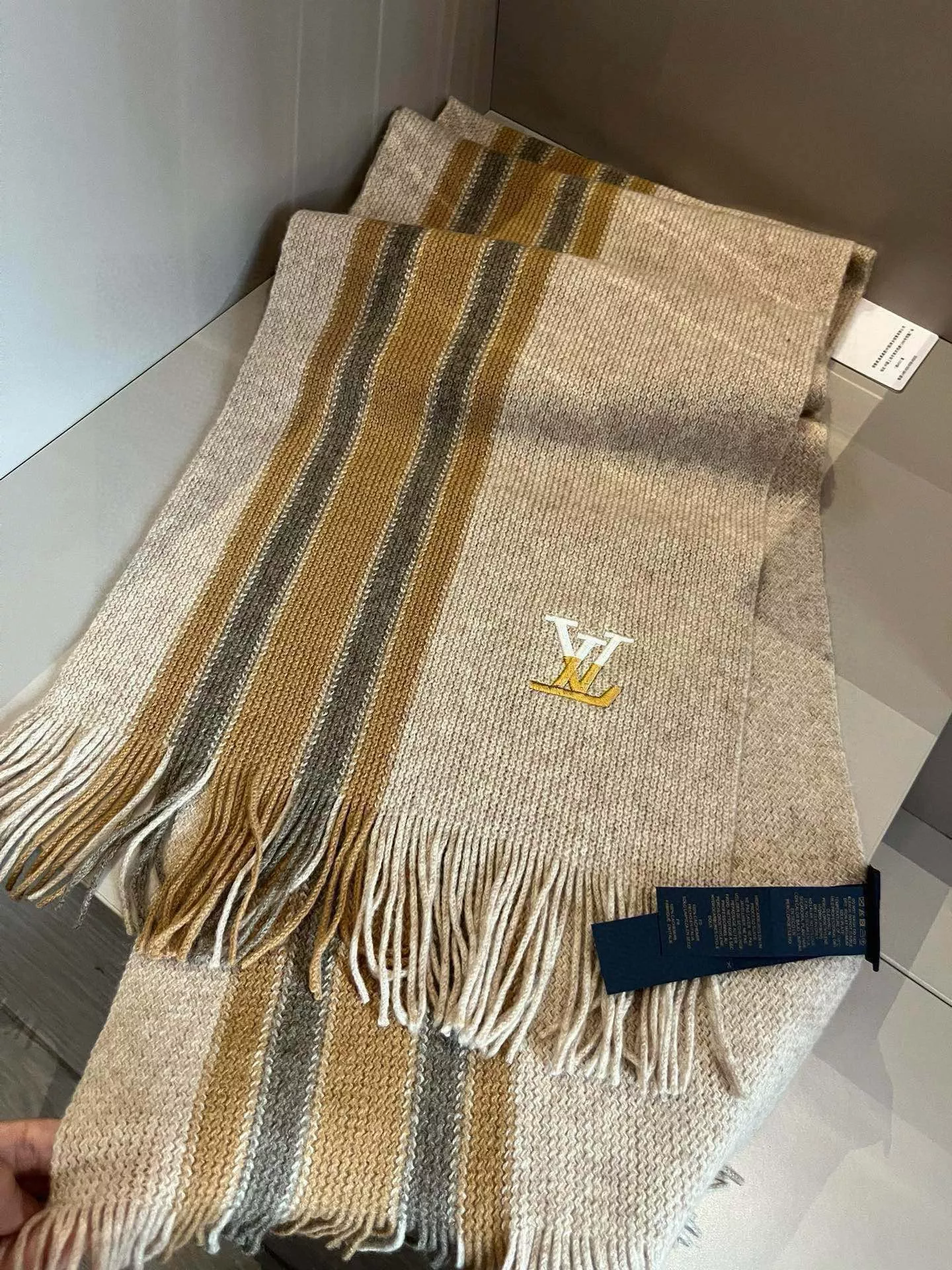 Elegant 9034 Louis Vuitton Scarf For Women