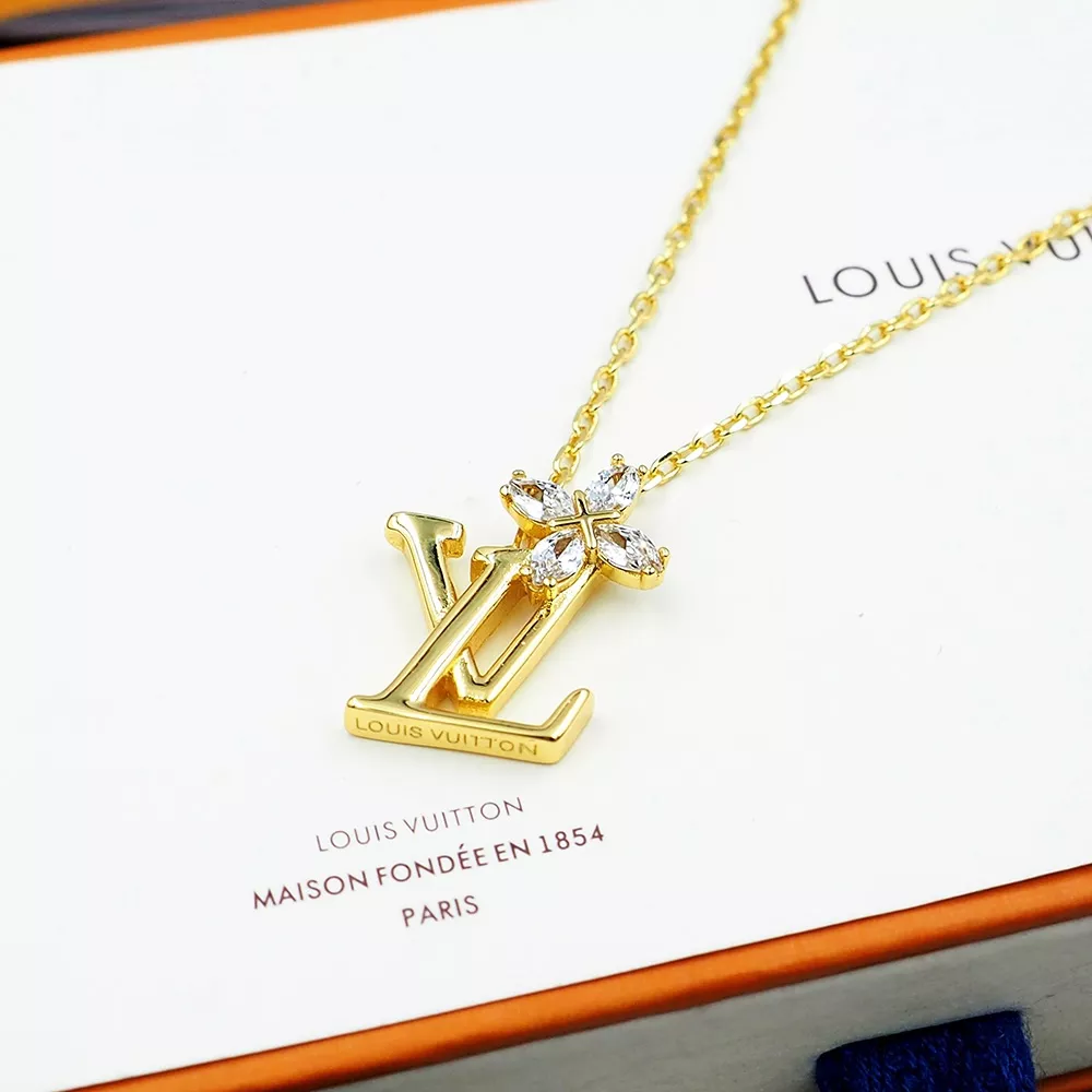 Elegant 9097 Louis Vuitton Necklaces