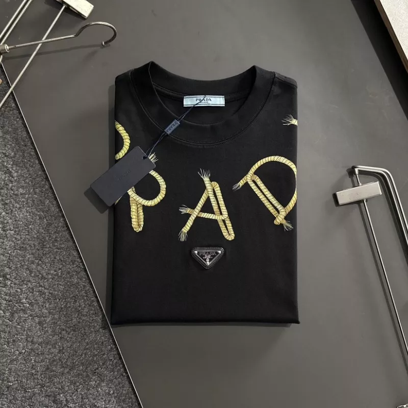 Elegant 9142 Prada T-Shirts Short Sleeved For Unisex