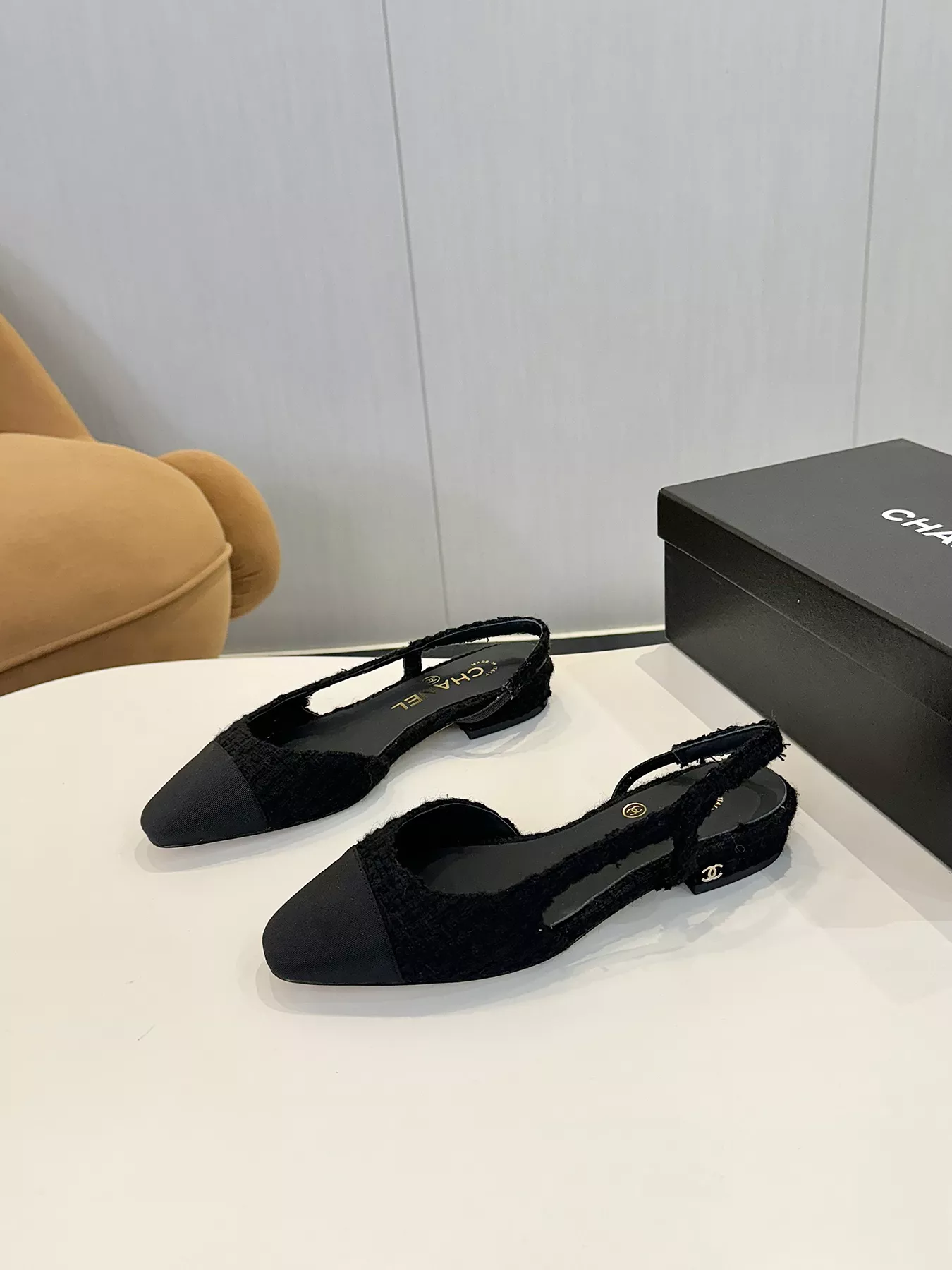 Elegant 9201 Chanel Sandal For Women