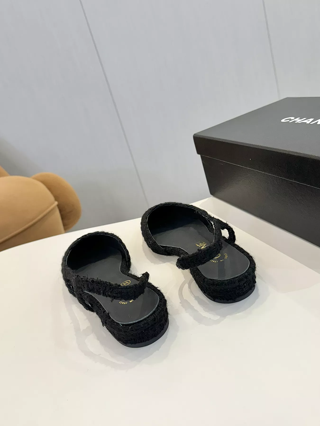 Elegant 9201 Chanel Sandal For Women