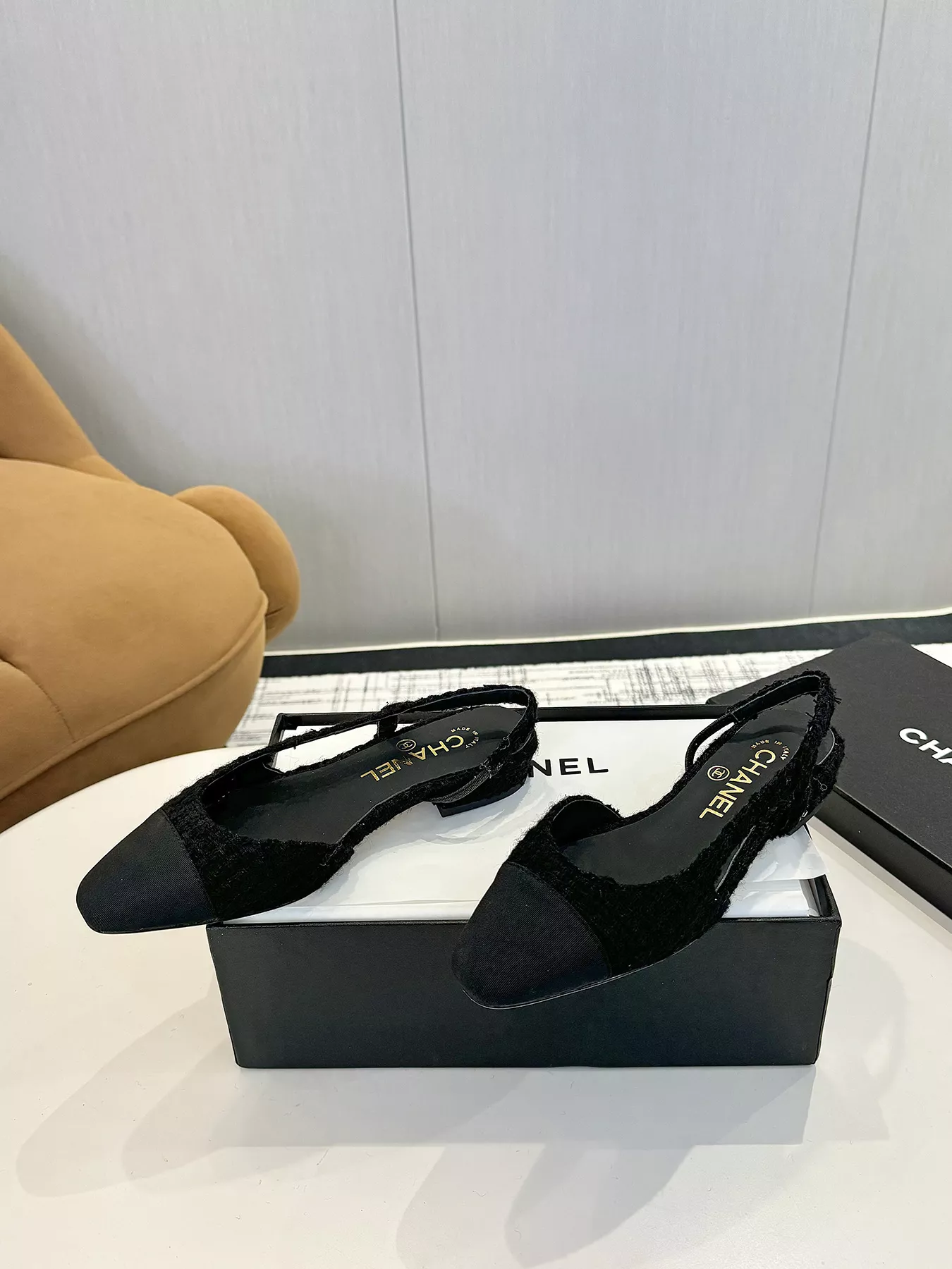 Elegant 9201 Chanel Sandal For Women