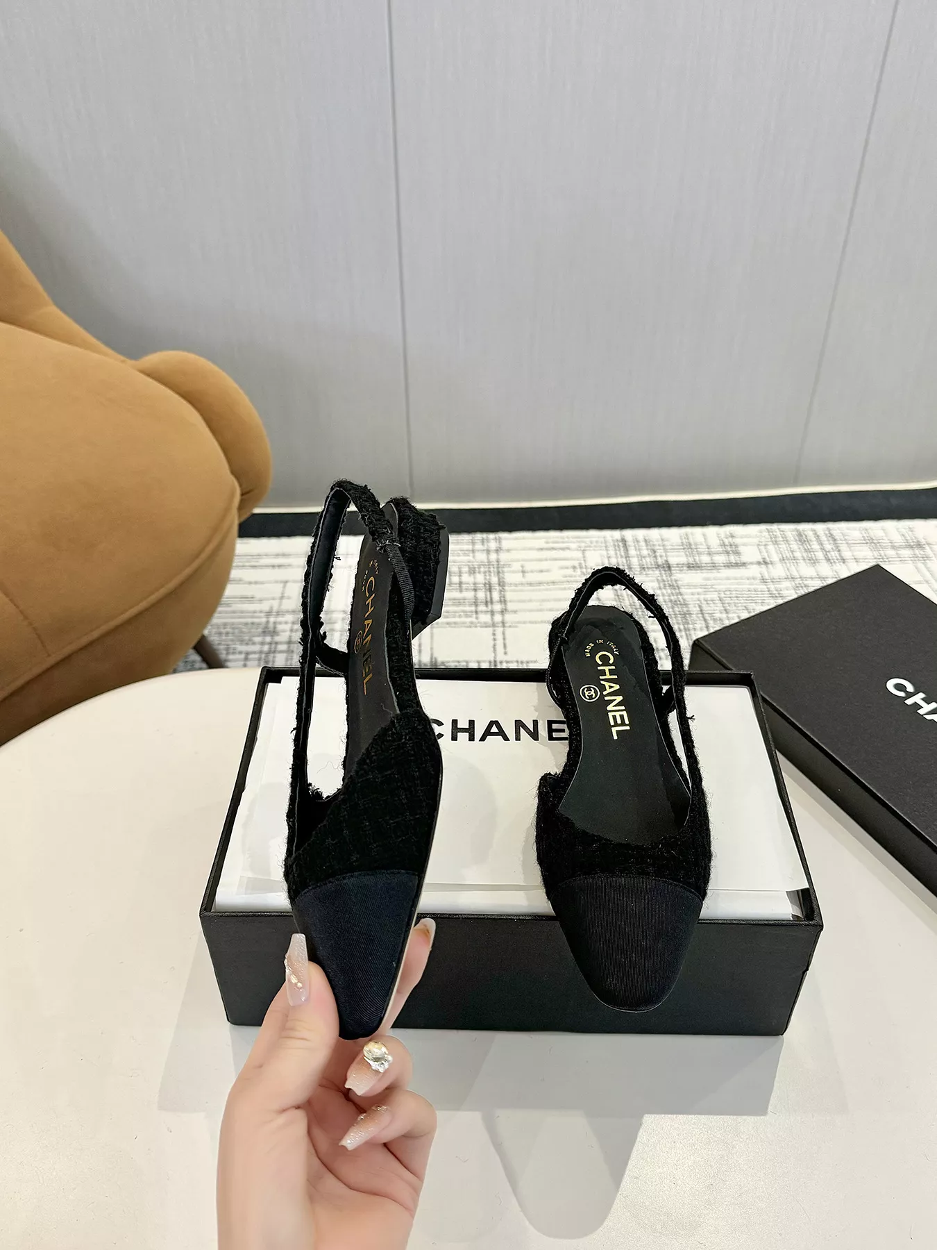 Elegant 9201 Chanel Sandal For Women