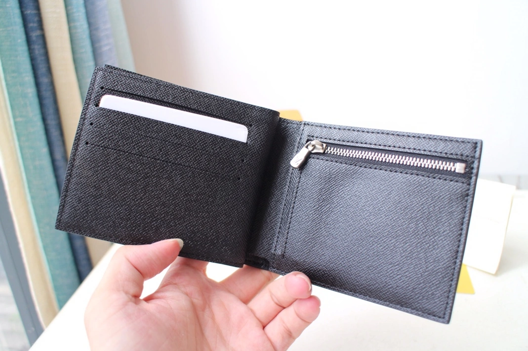 Elegant 9213 Louis Vuitton AAA Man Wallets