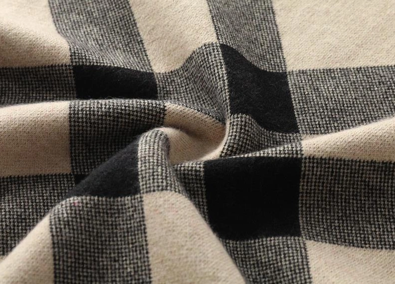 Elegant 9335 Burberry Fashion Sweaters Long Sleeved For Men