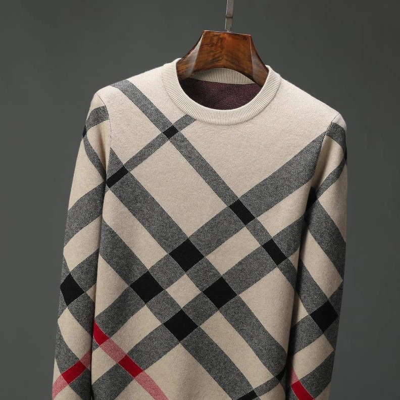 Elegant 9335 Burberry Fashion Sweaters Long Sleeved For Men