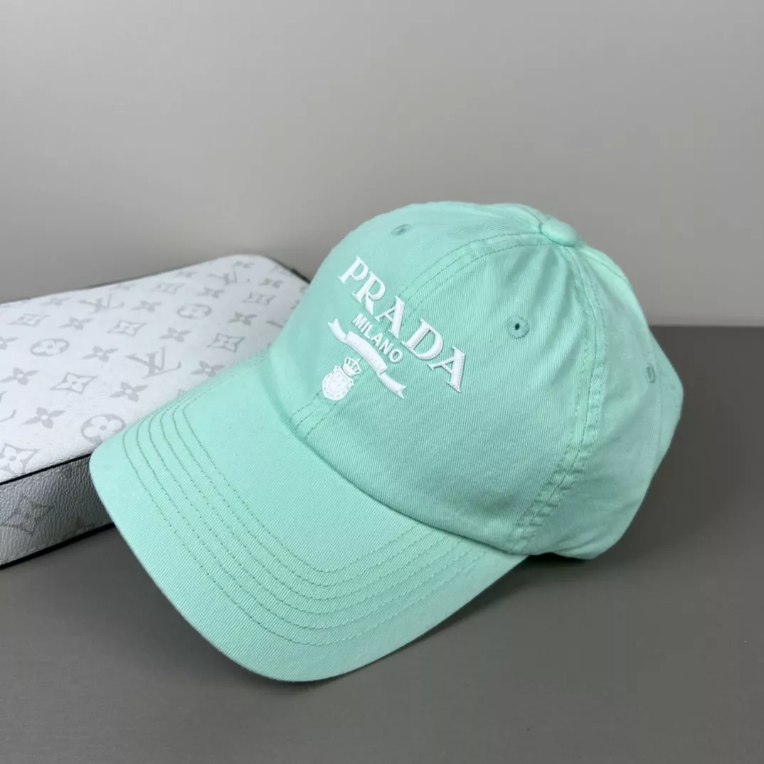 Elegant 9390 Prada Caps